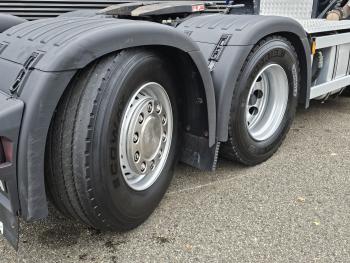 G500 A 6x2*4 / LIFTSTEERING AXLE / HYDRAULIC